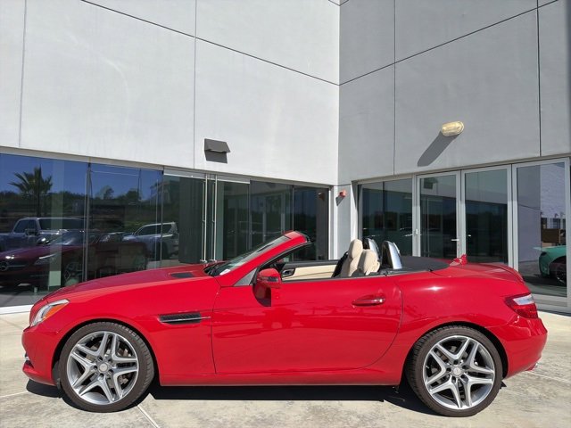 Used 2014 Mercedes-Benz SLK 350 image 7