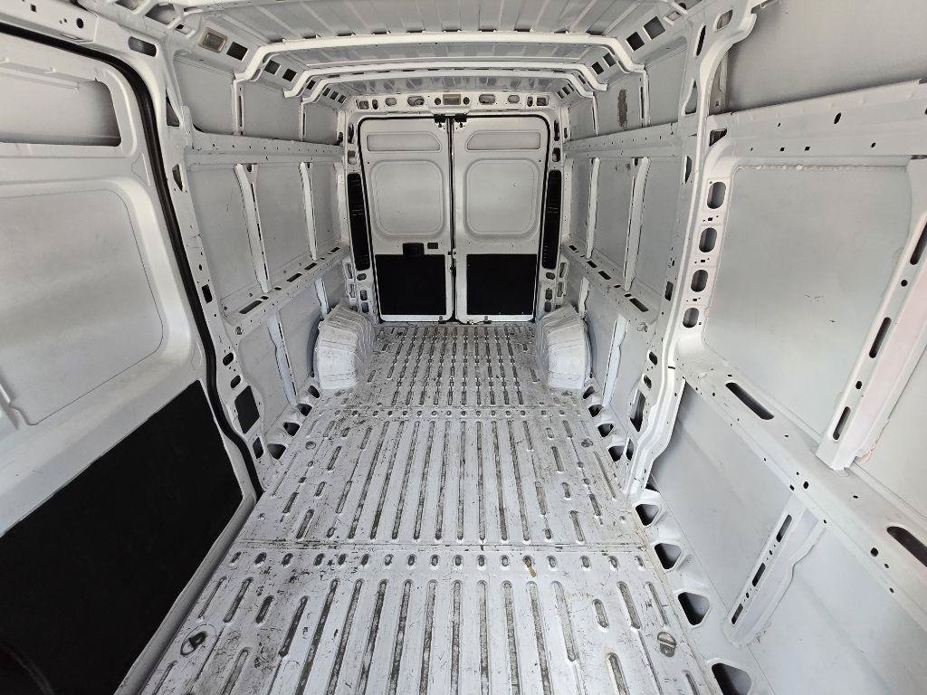 Used 2023 RAM ProMaster 2500 FWD image 12