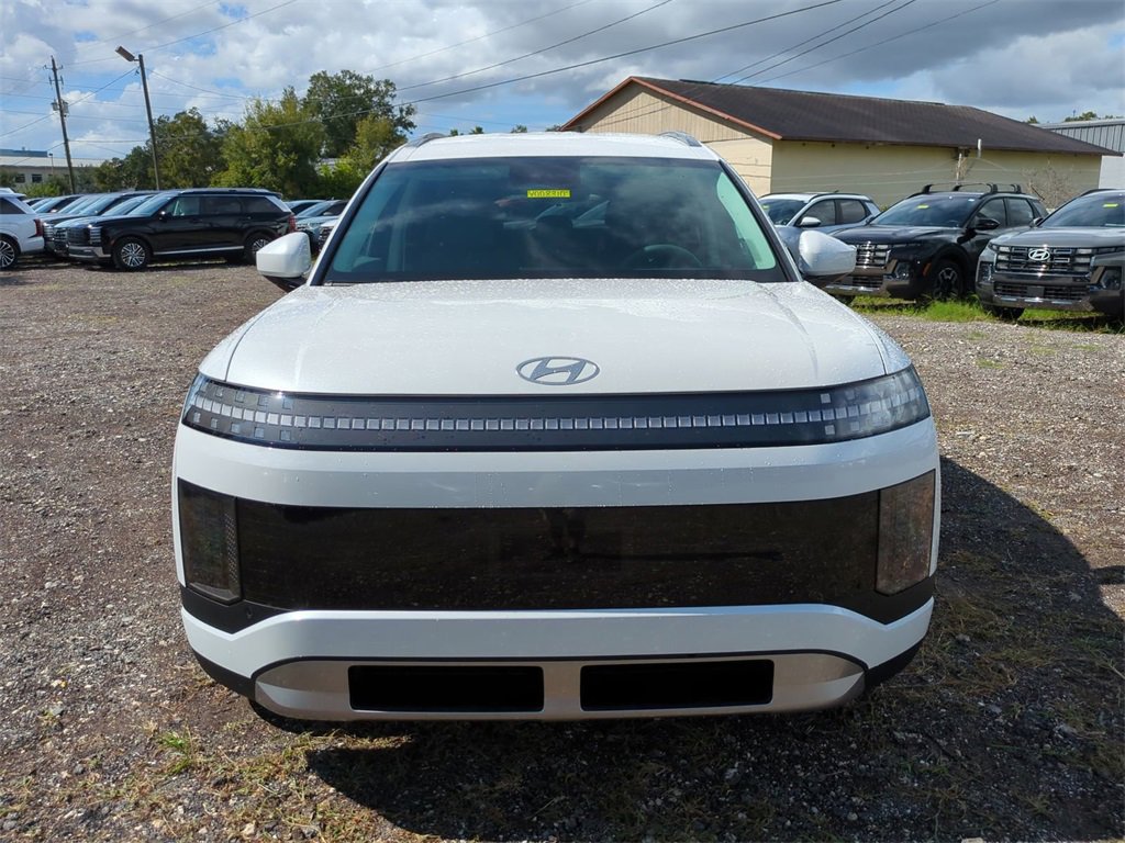 New 2026 Hyundai Ioniq 9 SE image 3