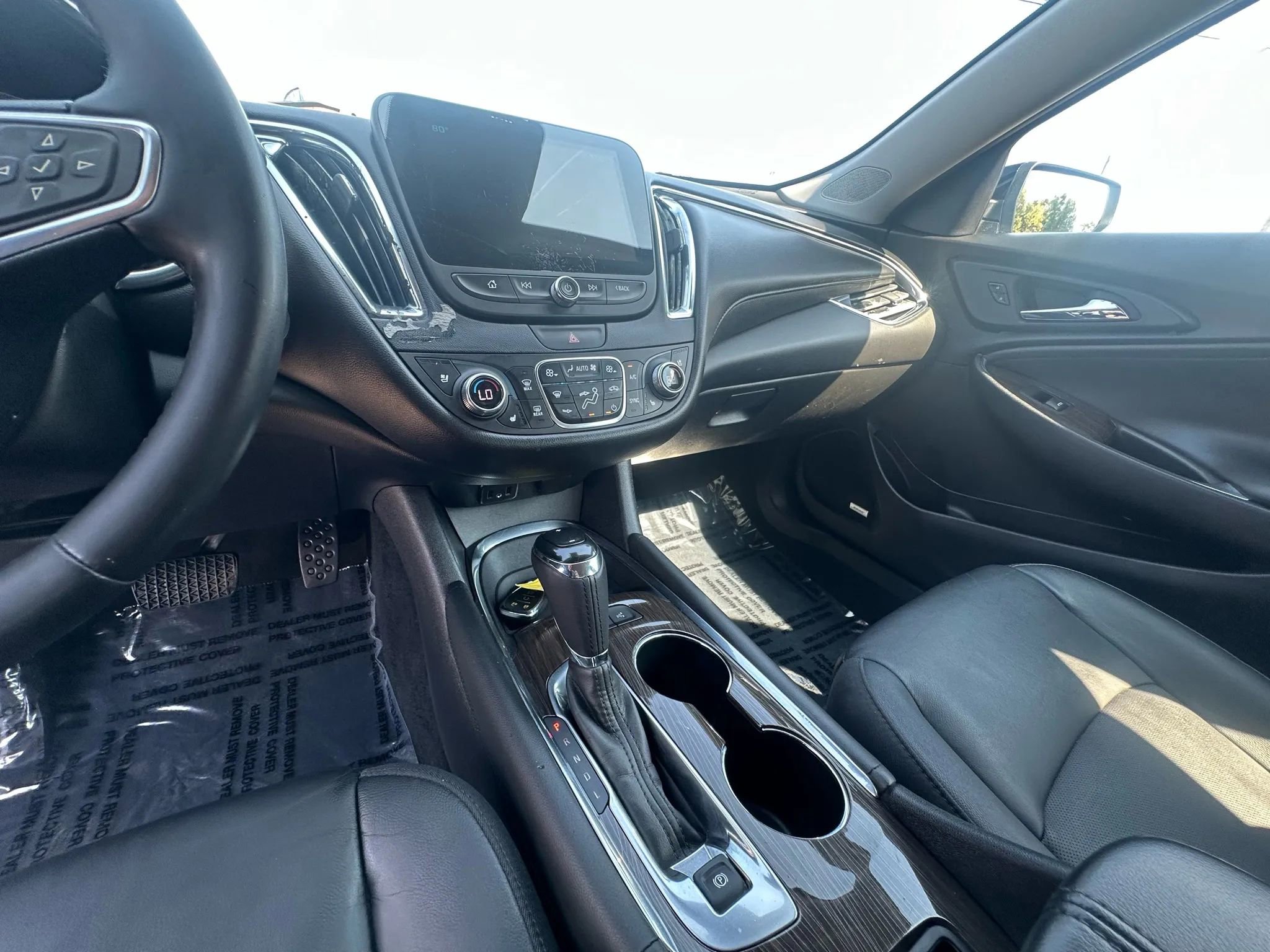 Used 2017 Chevrolet Malibu Premier w/ Premier Sun and Wheel Package image 19