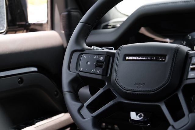 New 2026 Land Rover Defender 110 OCTA AWD/4WD image 20