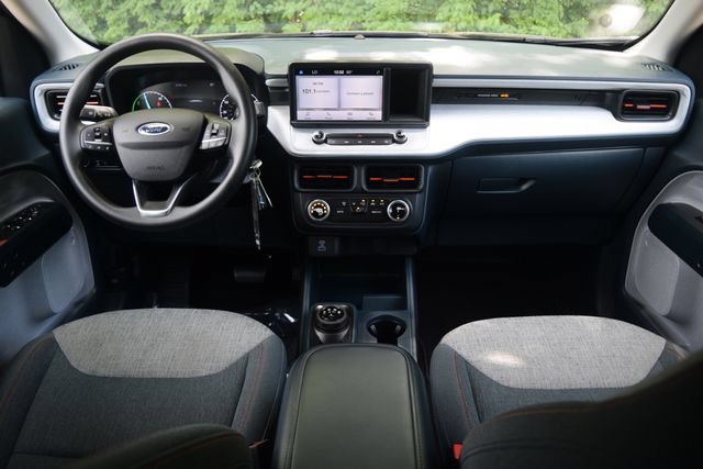Used 2024 Ford Maverick XLT FWD image 8
