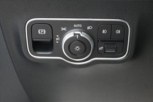 Certified 2026 Mercedes-Benz GLB 250 4MATIC image 10