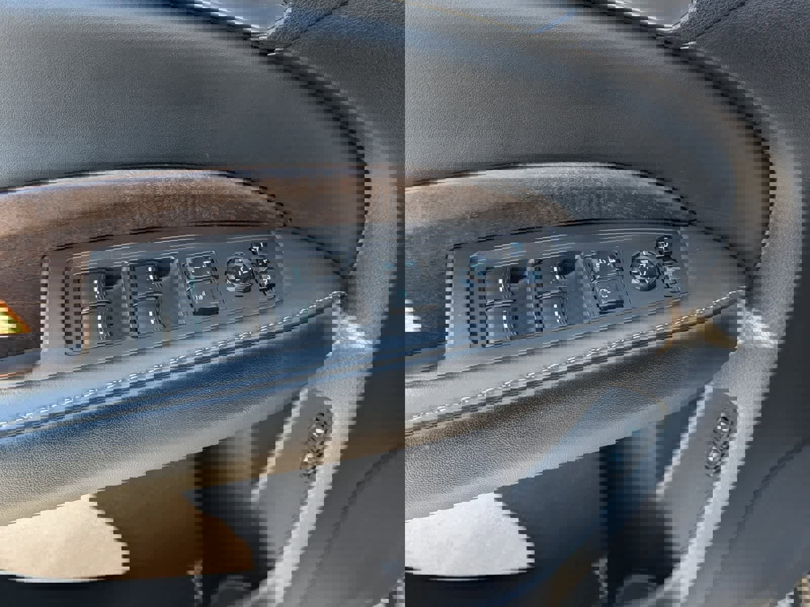 Used 2017 Acura MDX SH-AWD w/ Advance Package image 20