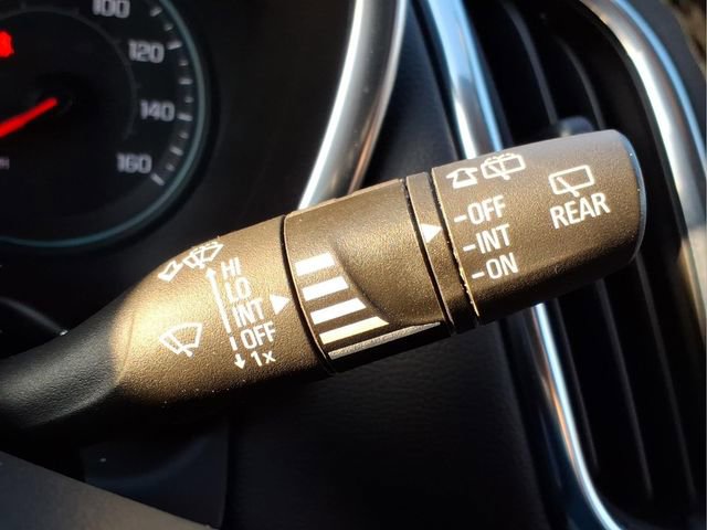 Used 2024 Chevrolet Equinox LT image 28