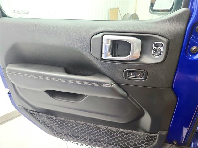 Used 2020 Jeep Wrangler Unlimited Sahara w/ Uconnect 4C Nav & Sound Group image 31