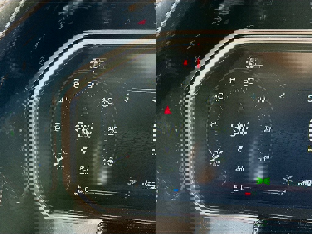 New 2026 GMC Sierra 2500 SLT w/ SLT Premium Package image 7