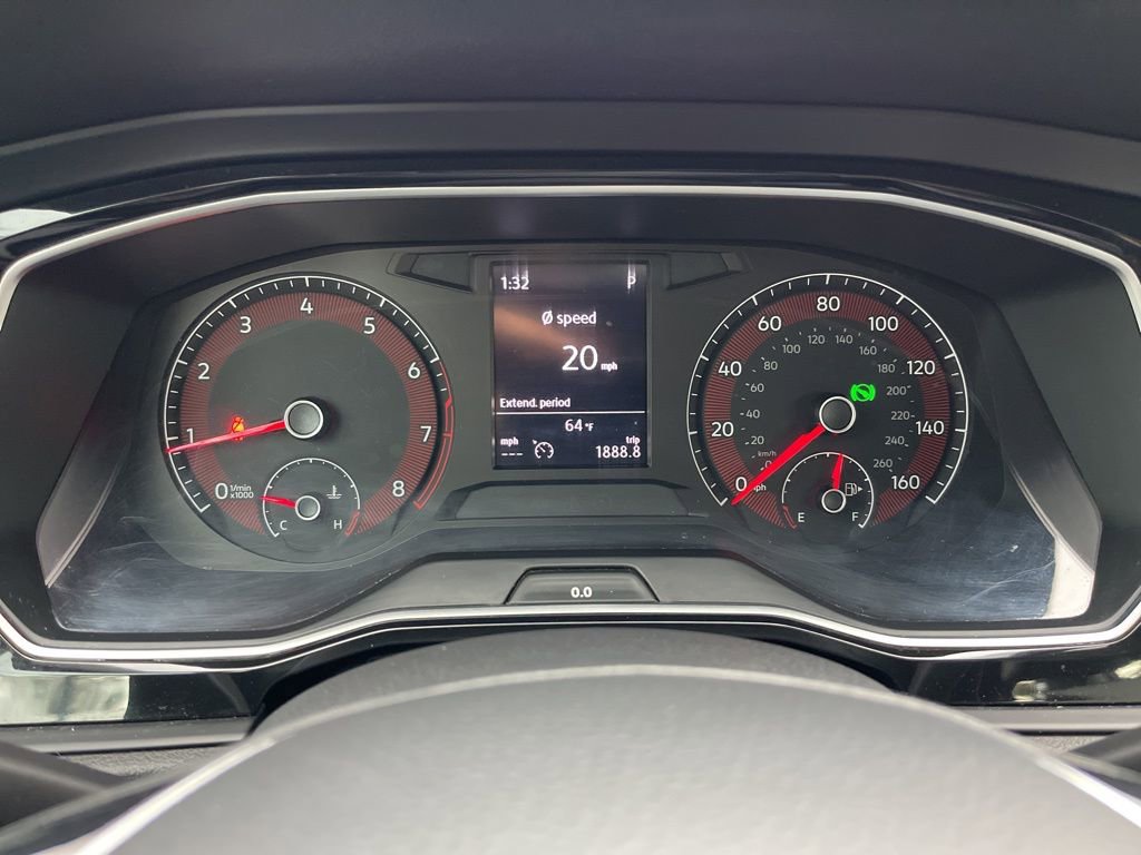 Used 2019 Volkswagen Jetta R-Line w/ R-Line Cold Weather Package FWD image 9