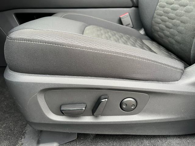 New 2026 Nissan Pathfinder SV image 10