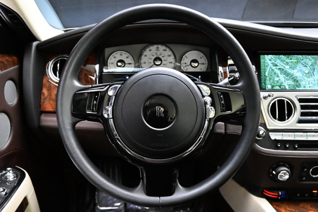 Used 2012 Rolls-Royce Ghost RWD image 7