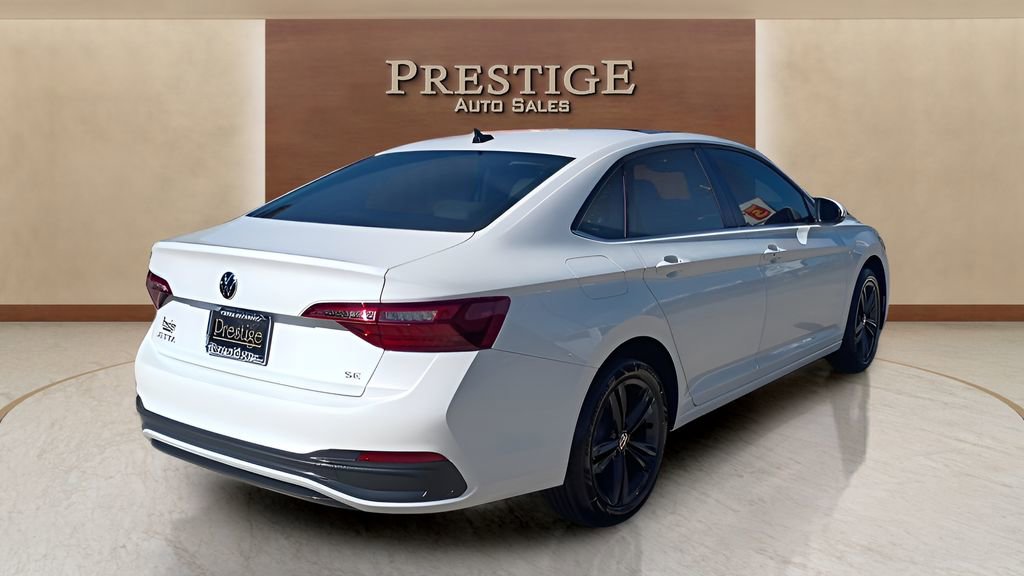 Used 2023 Volkswagen Jetta SE image 6