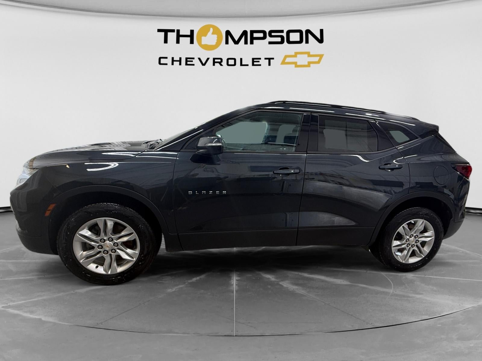 Used 2020 Chevrolet Blazer LT FWD image 2
