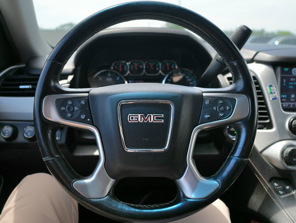 Used 2019 GMC Yukon XL SLT w/ Open Road Package AWD/4WD image 11