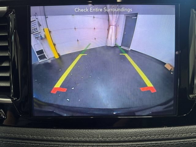 Used 2019 Chrysler Pacifica Limited FWD image 17