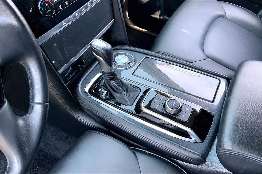 Used 2024 Nissan Armada SV image 13