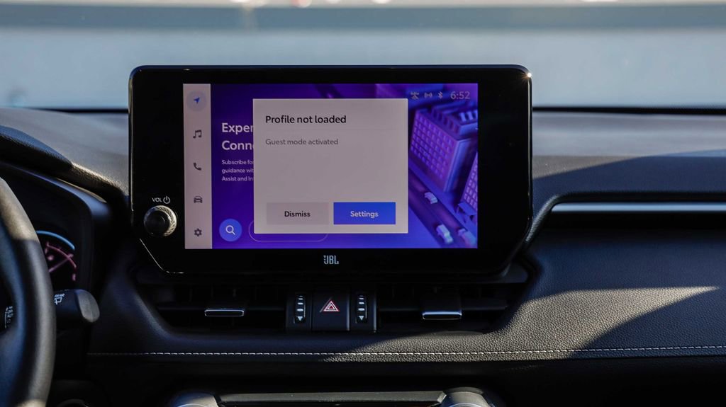 Used 2023 Toyota RAV4 XLE Premium FWD image 16