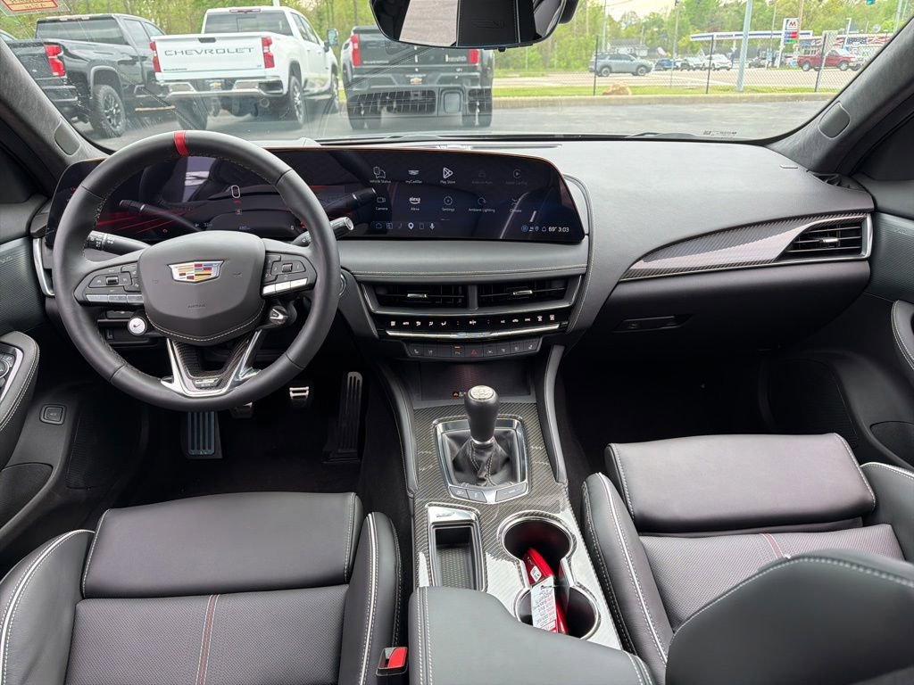 Used 2025 Cadillac CT5 V Blackwing w/ Parking Package RWD image 8