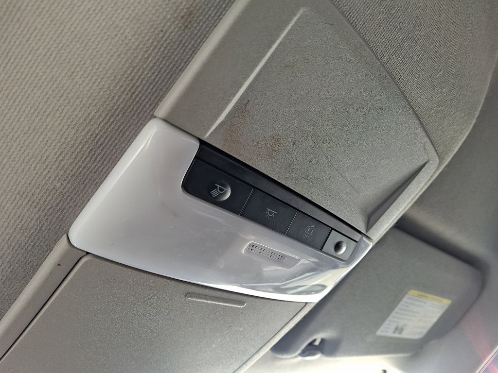 Used 2024 Nissan Sentra S FWD image 31