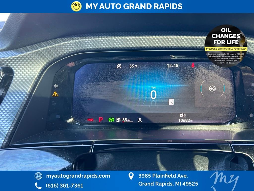 Used 2024 Volkswagen Atlas Cross Sport SEL R-Line image 12