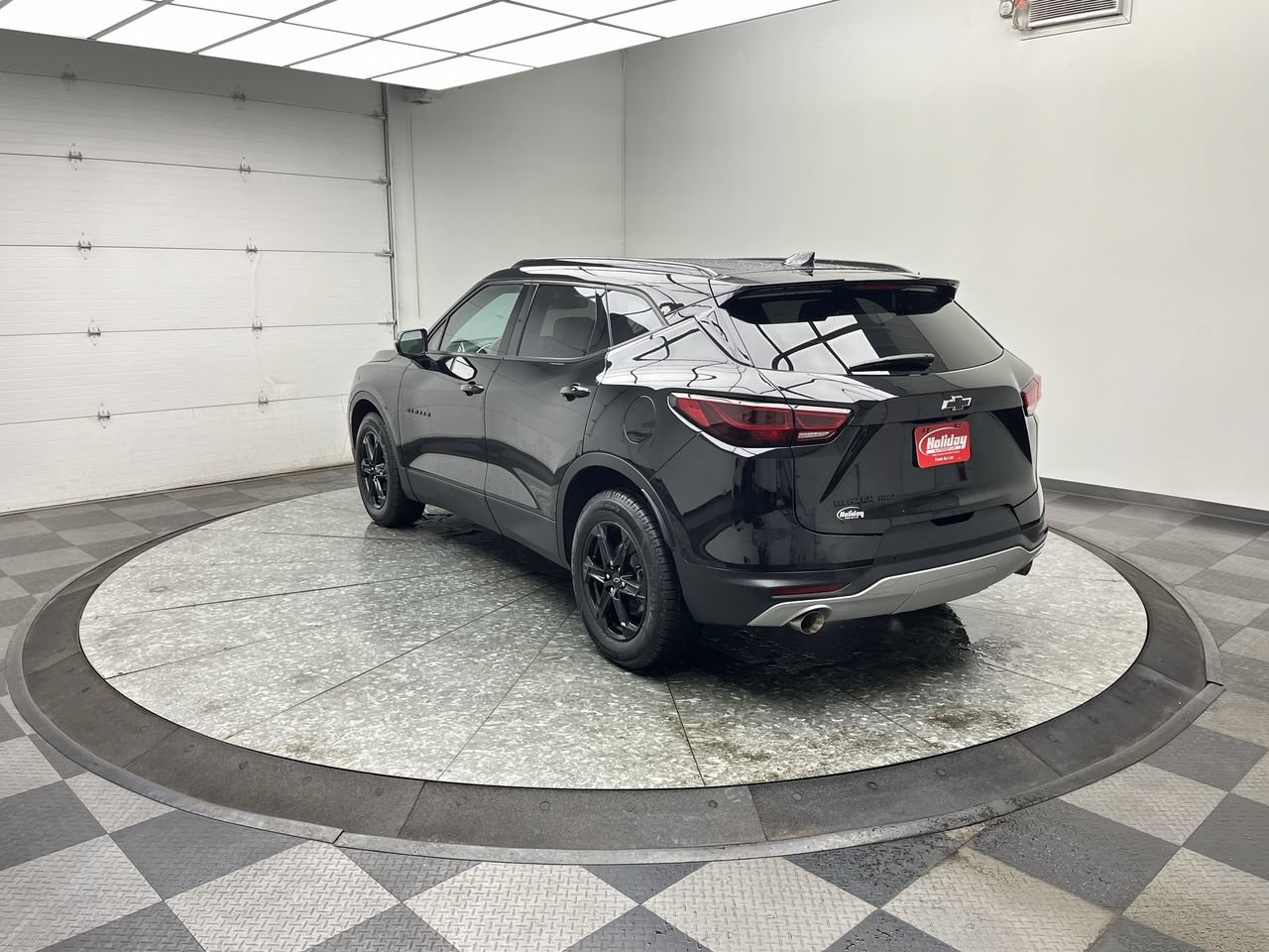 Certified 2024 Chevrolet Blazer LT w/ Midnight/Sport Edition AWD/4WD image 2