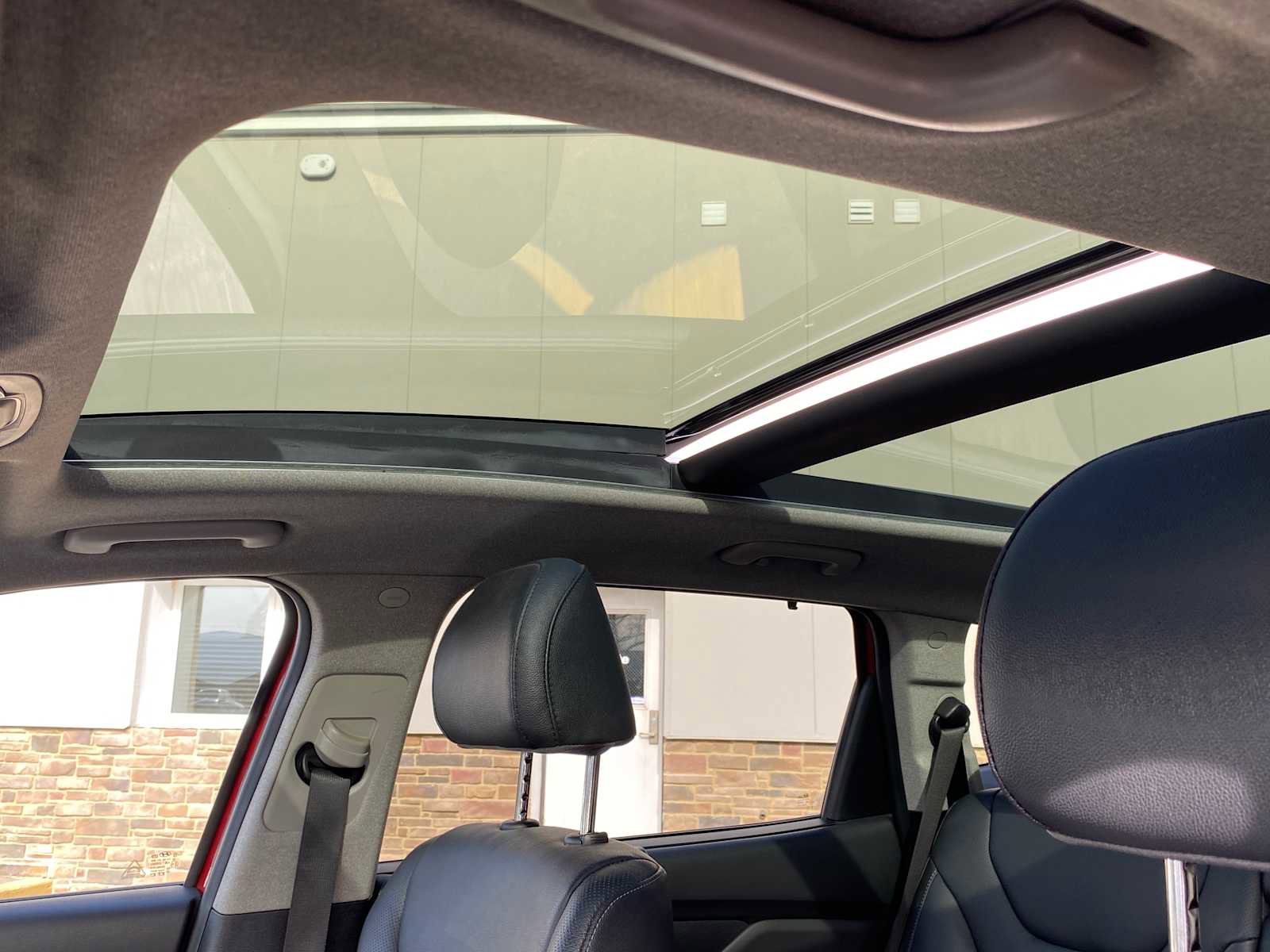 Used 2019 Hyundai Santa Fe AWD image 26