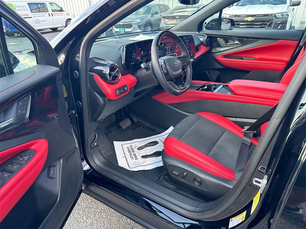 Used 2025 Chevrolet Blazer EV RS w/ Super Cruise Package image 13