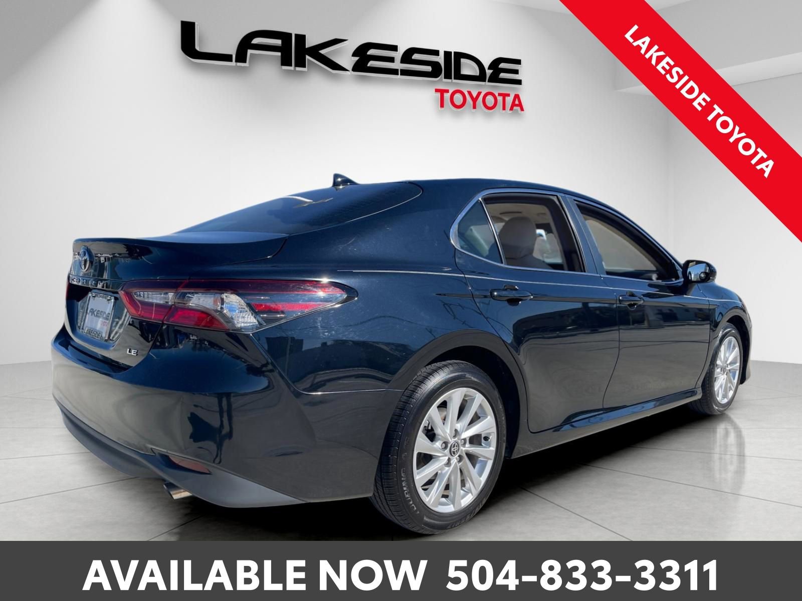 Used 2023 Toyota Camry LE image 6