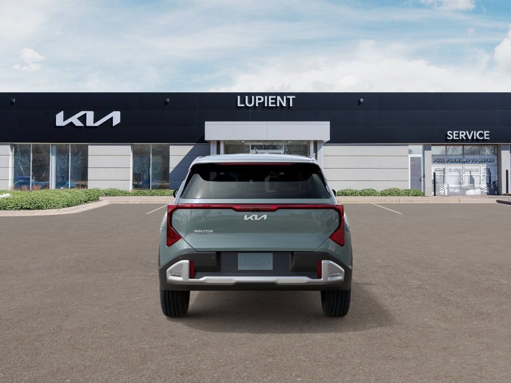 New 2027 Kia Seltos S FWD image 7
