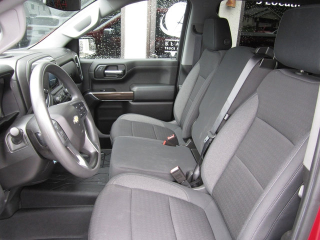 Used 2020 Chevrolet Silverado 1500 LT w/ LT Value Package AWD/4WD image 9