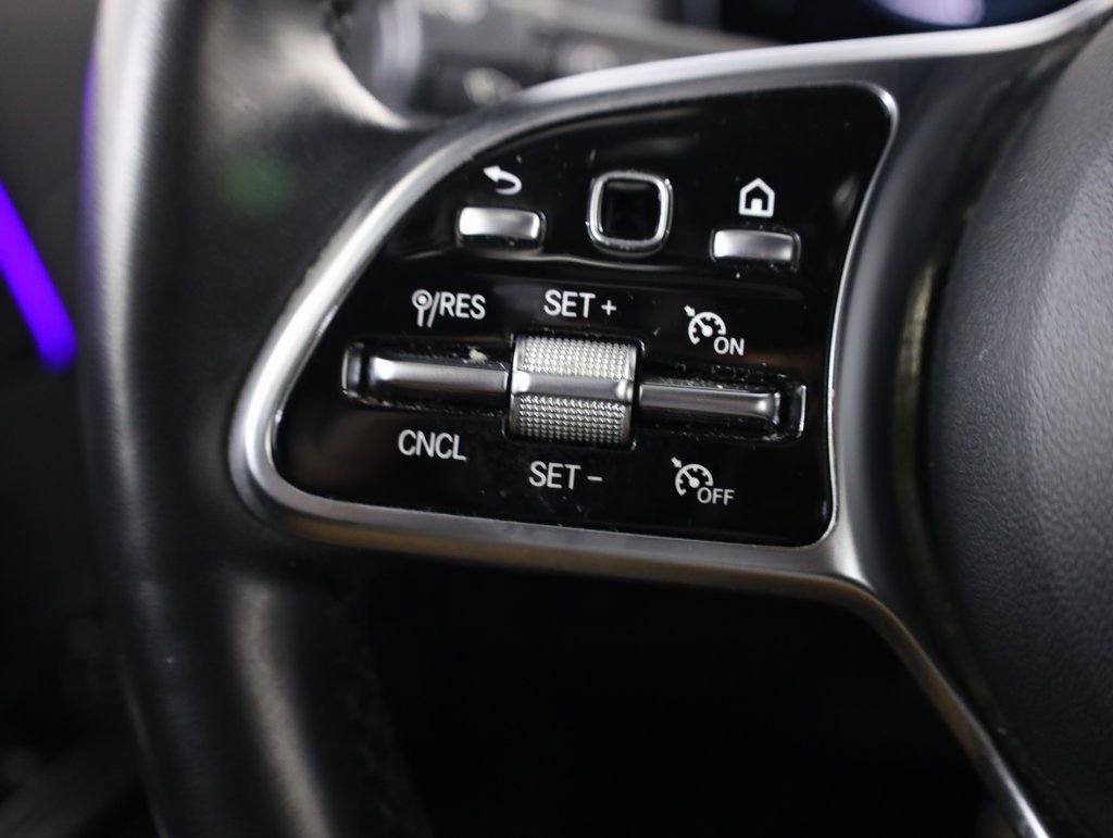 Certified 2022 Mercedes-Benz GLA 250 4MATIC image 13