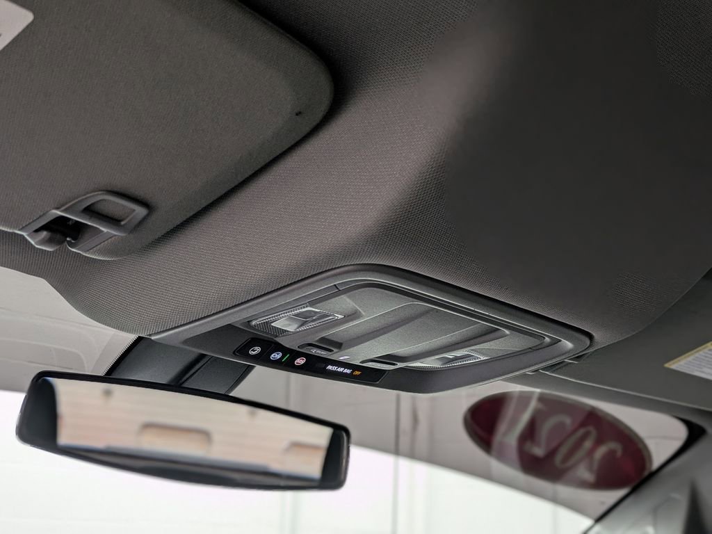 Used 2021 Chevrolet Silverado 1500 LT Trail Boss AWD/4WD image 24