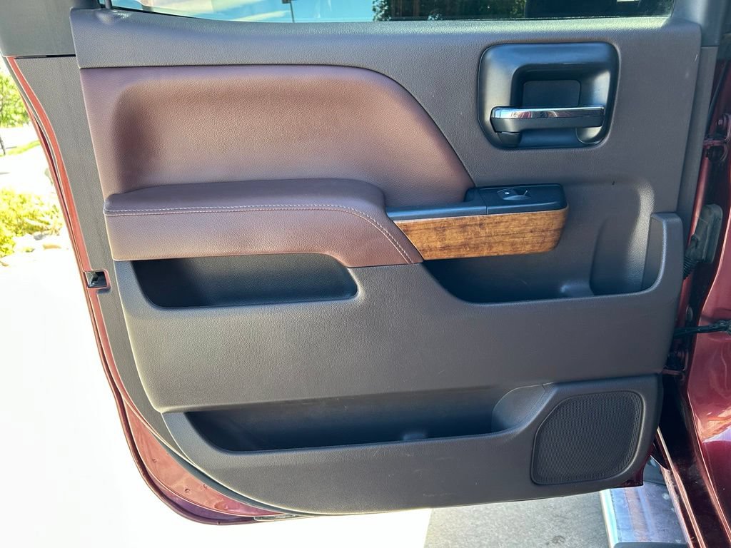 Used 2014 Chevrolet Silverado 1500 High Country w/ High Country Premium Package AWD/4WD image 26