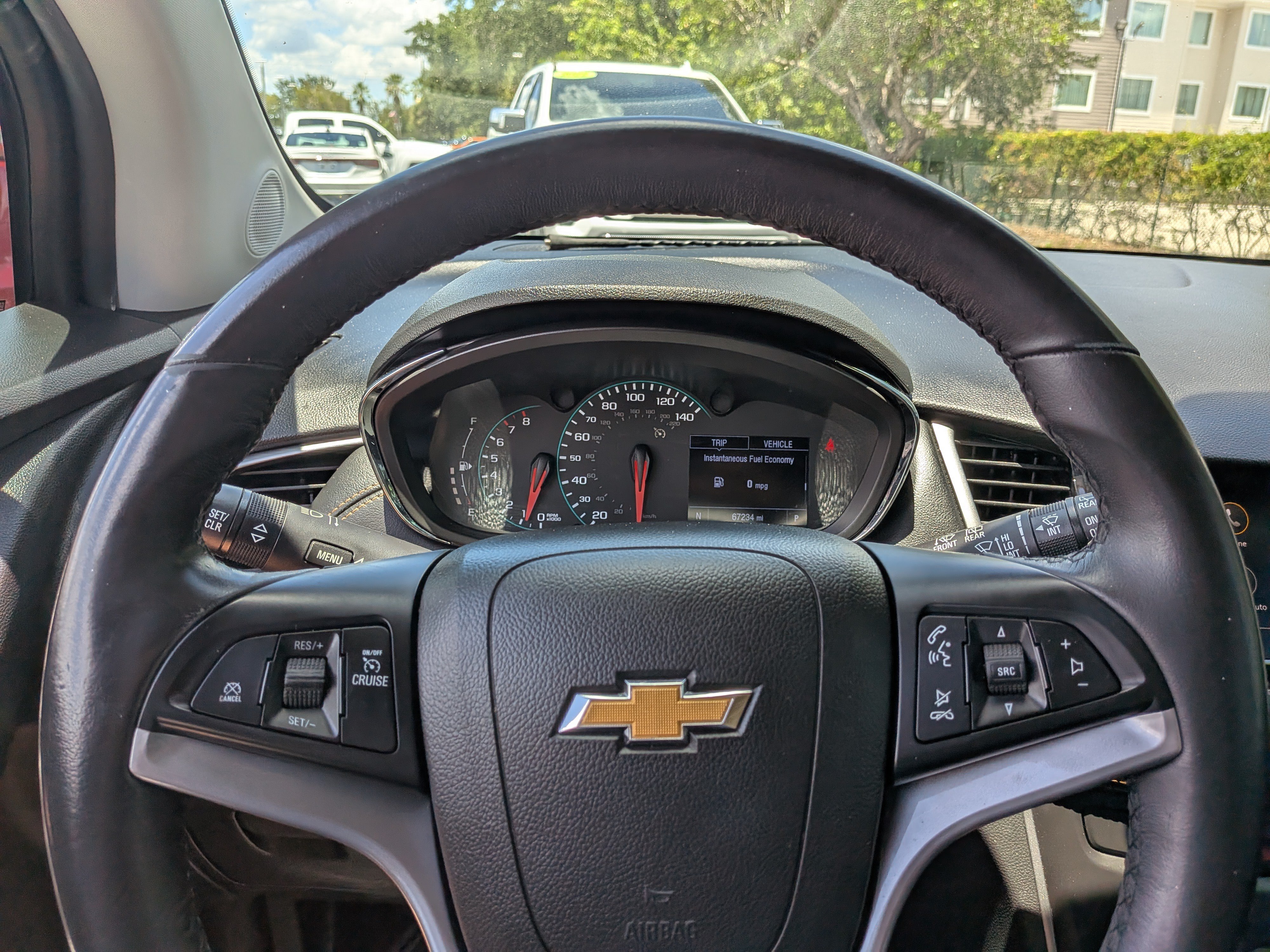 Used 2020 Chevrolet Trax LT w/ Driver Confidence Package FWD image 26