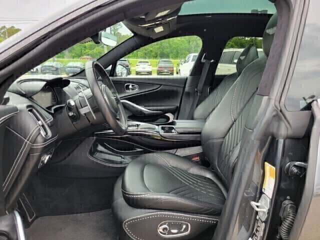 Used 2021 Aston Martin DBX image 26