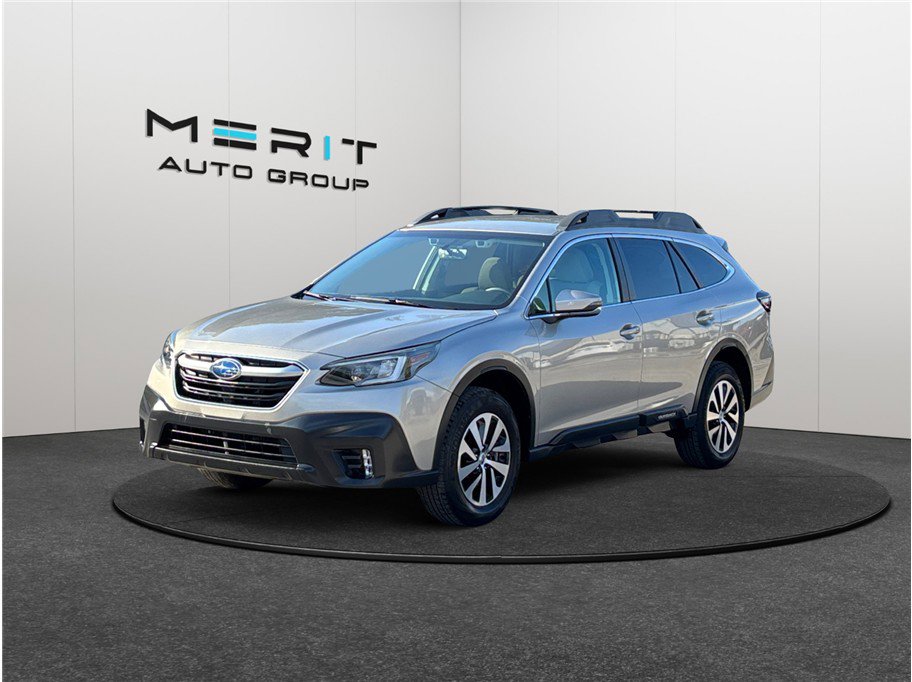 Used 2020 Subaru Outback Premium image 4