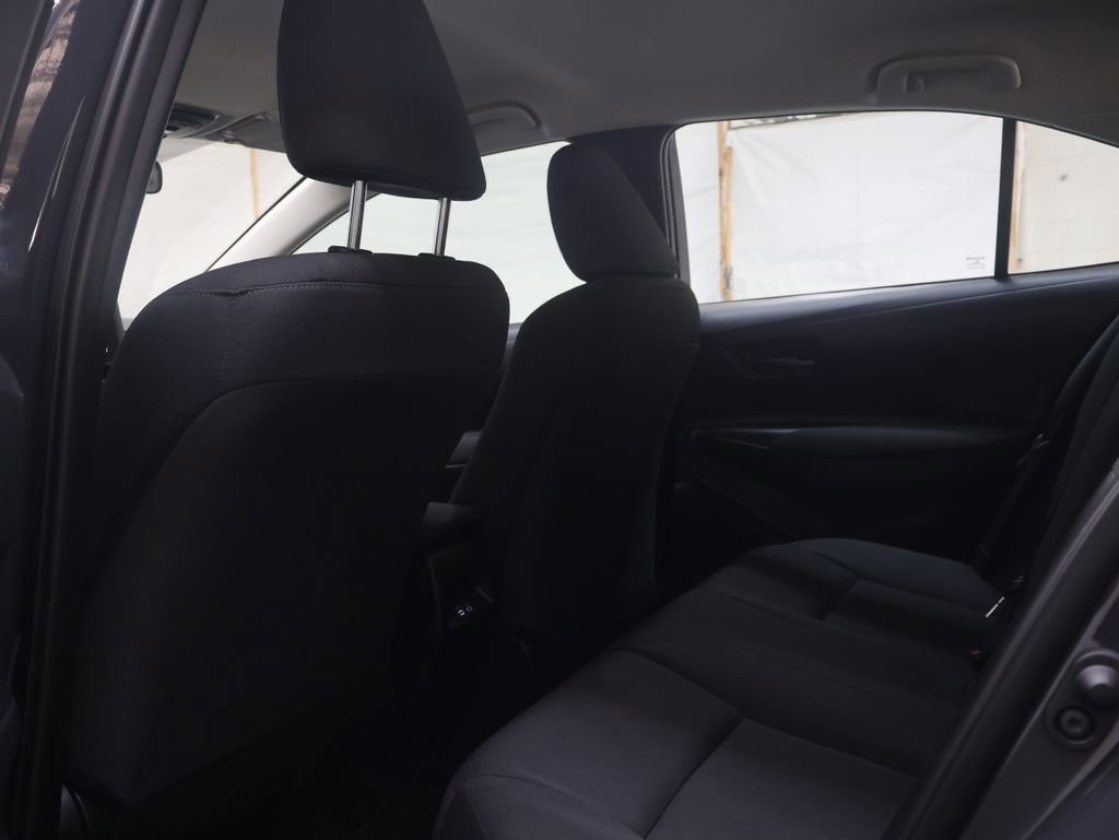 Used 2025 Toyota Corolla LE image 14