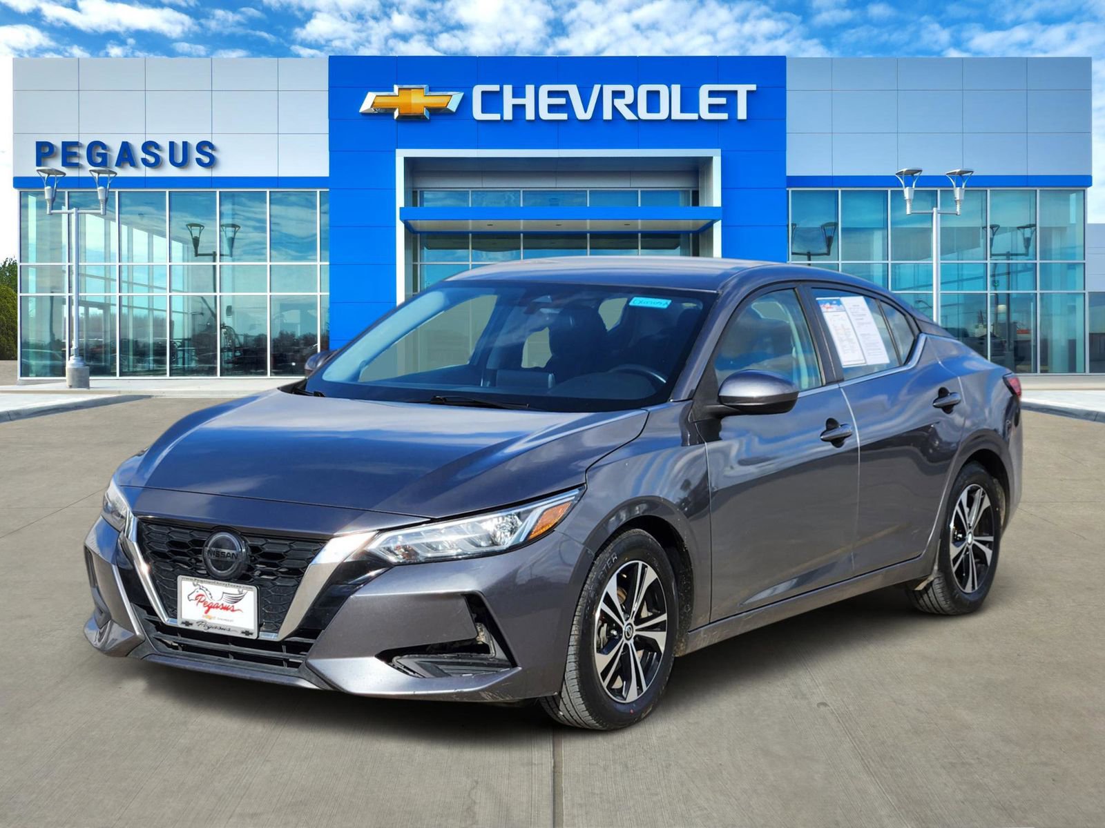 Used 2021 Nissan Sentra SV image 2