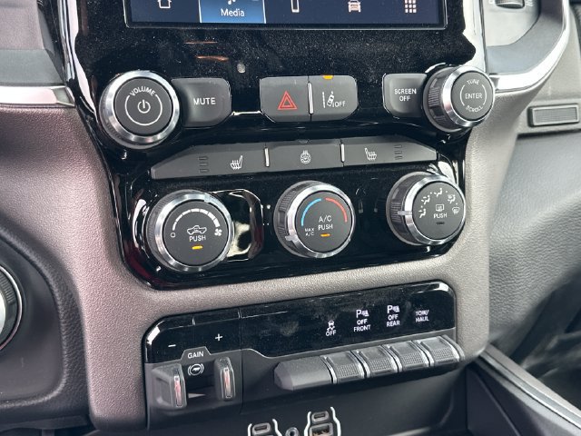 New 2027 RAM 1500 Big Horn w/ Night Edition AWD/4WD image 24