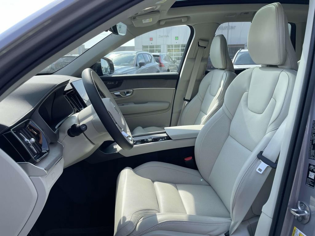 New 2026 Volvo XC90 B6 Ultra w/ Protection Package Premier image 9