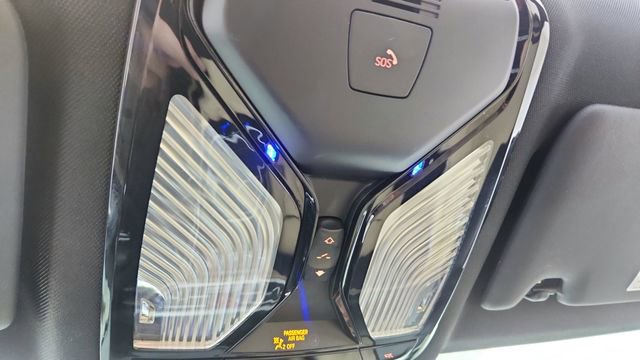 Used 2022 BMW 330i Sedan w/ Driving Assistance Package RWD image 56