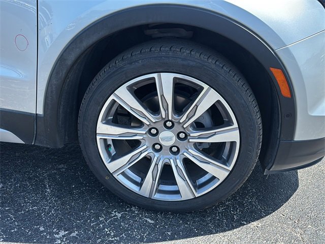 Used 2022 Cadillac XT4 Premium Luxury w/ Enhanced Visibility Package image 29