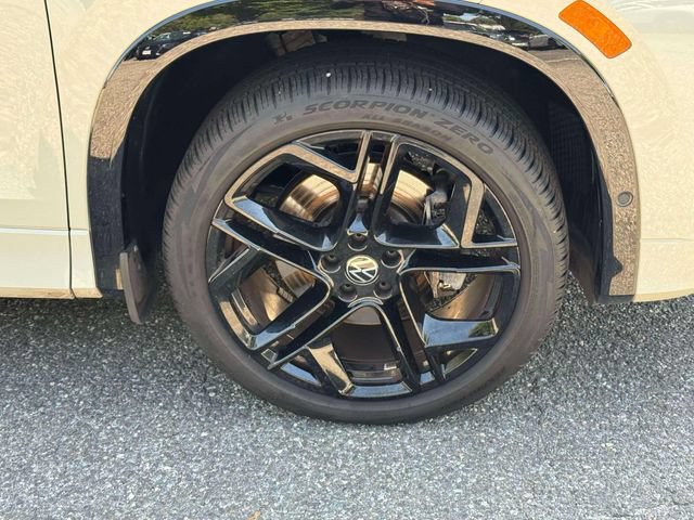 Certified 2026 Volkswagen Tiguan SE R-Line w/ Tiguan Adventure Package AWD/4WD image 7