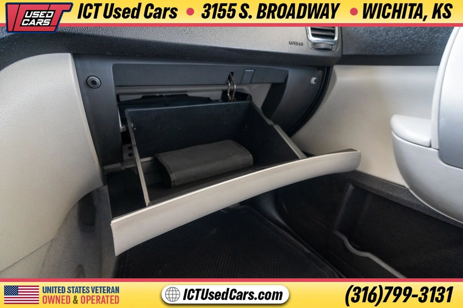 Used 2009 GMC Acadia SLE w/ Preferred Package FWD image 24