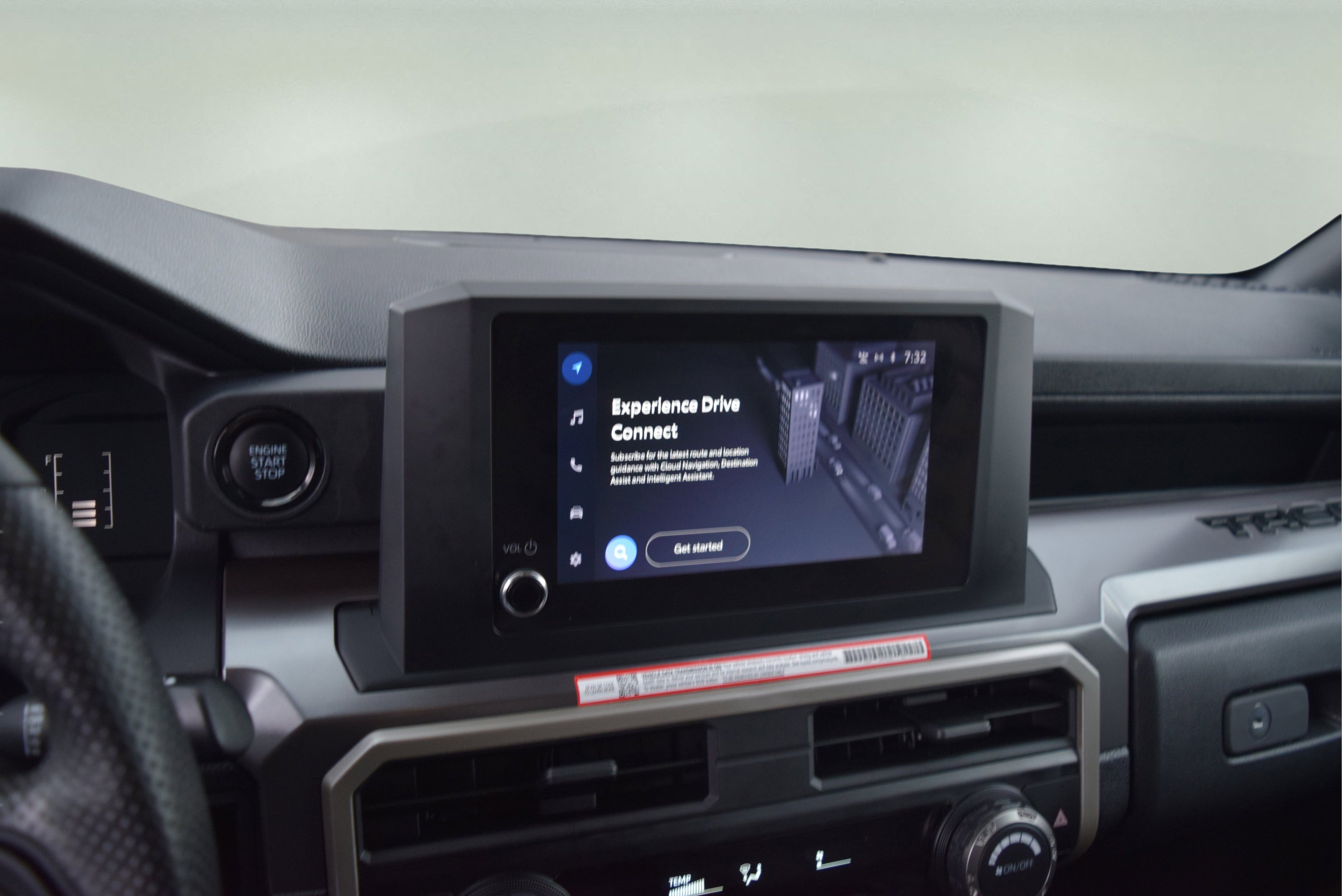 Used 2025 Toyota Tacoma SR5 AWD/4WD image 14