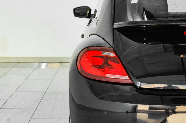 Used 2017 Volkswagen Beetle 1.8T SE image 37