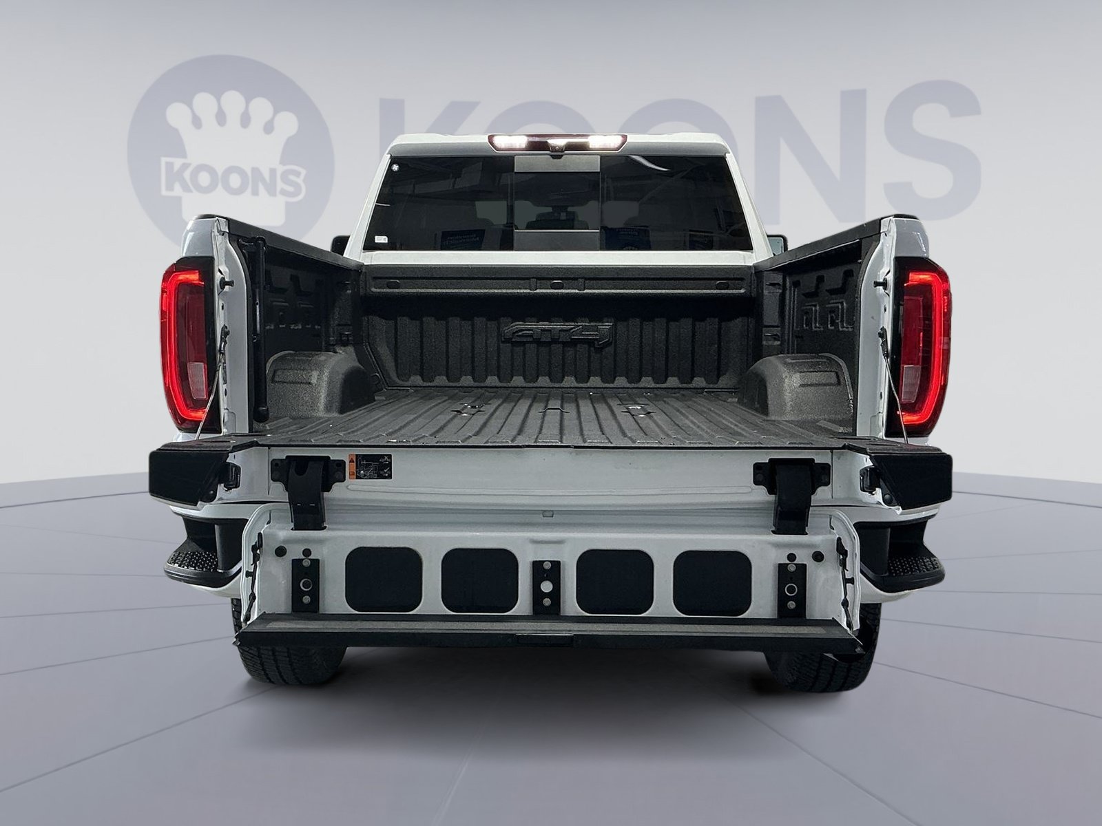 Used 2022 GMC Sierra 2500 AT4 w/ AT4 Preferred Package AWD/4WD image 24