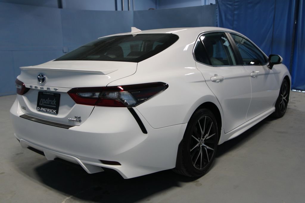 Used 2024 Toyota Camry SE FWD image 28