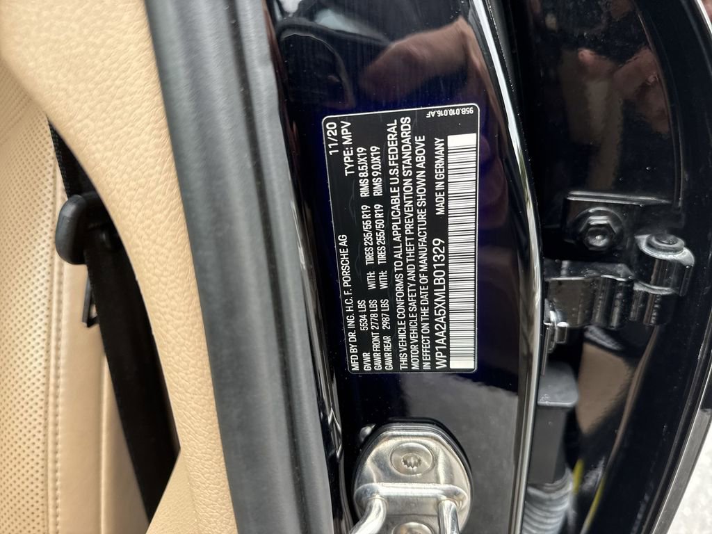 Used 2021 Porsche Macan image 62