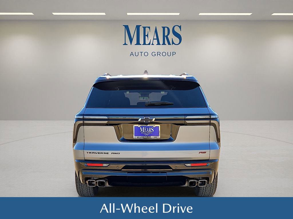 Used 2024 Chevrolet Traverse RS w/ LPO, Floor Liner Package image 5