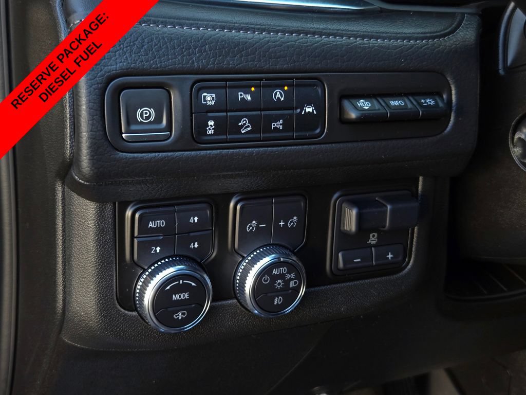 Used 2023 GMC Yukon Denali w/ Denali Reserve Package AWD/4WD image 25